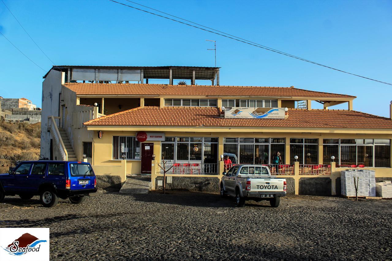 Hotel Ocean View & Restaurante Seafood São Filipe Kültér fotó