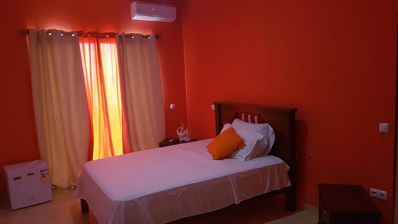Hotel Ocean View & Restaurante Seafood São Filipe Kültér fotó